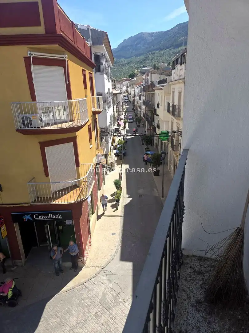 Außenansicht von Wohnung zum Verkauf in Valdepeñas de Jaén mit Balkon
