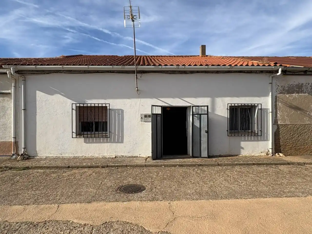 Vista exterior de Casa o chalet en venta en Abusejo con Amueblado