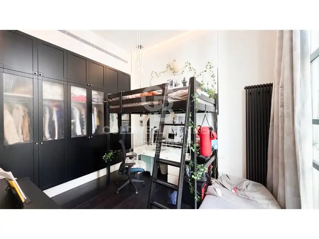 Dormitori de Dúplex en venda en Barcelona amb Aire condicionat, Terrassa i Forn