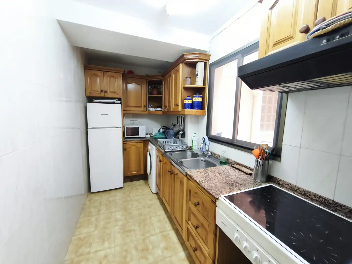 Piso con terraza en venta en Carrer de la Cala de la Font 14, imagen 26