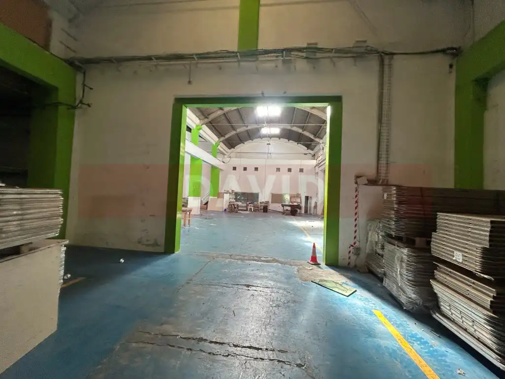 Industrial building for sale in Calle Crom Del, imagen 20