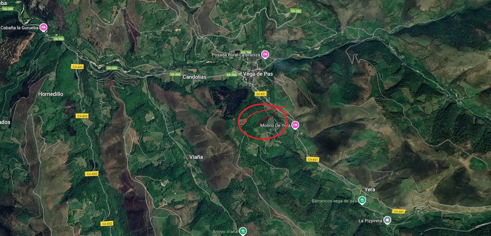 Casa o xalet en venda en Vega de Pas amb Jardí privat