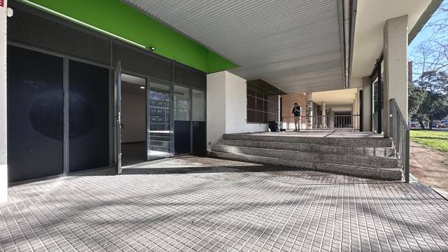 Local comercial en Alquiler en Plaça Catalunya - Escola Industrial