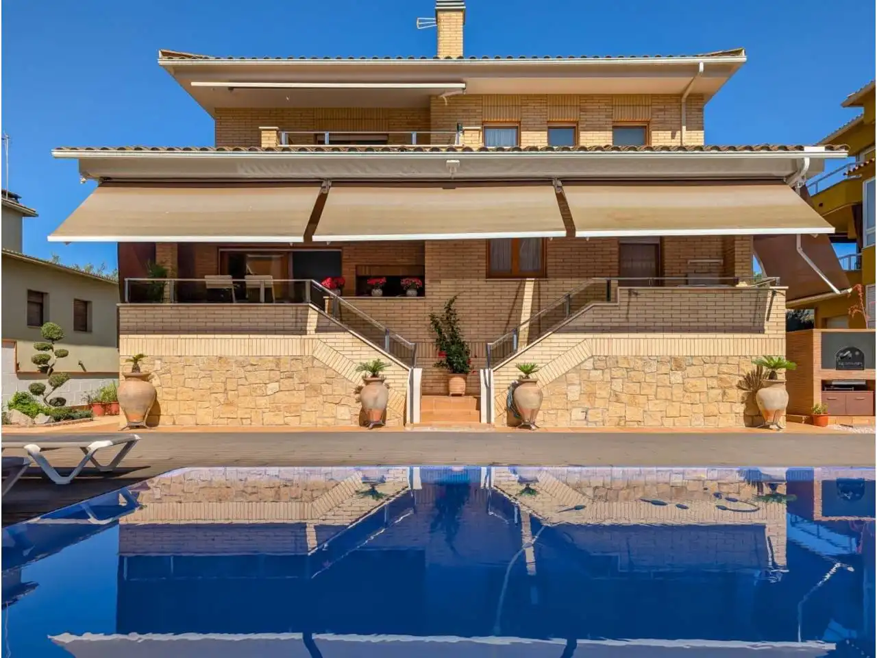 Exterior view of Houses for sale in Banyoles  with Air Conditioner, Heating and Private garden