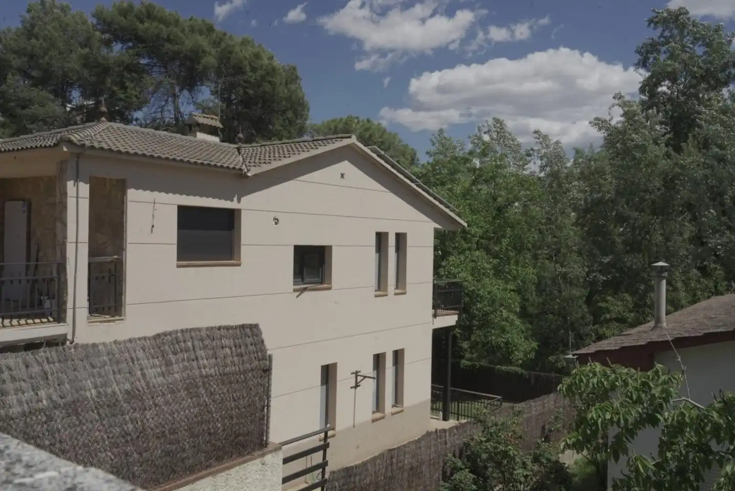 Vista exterior de Casa o chalet en venta en Lliçà d'Amunt con Aire acondicionado y Terraza