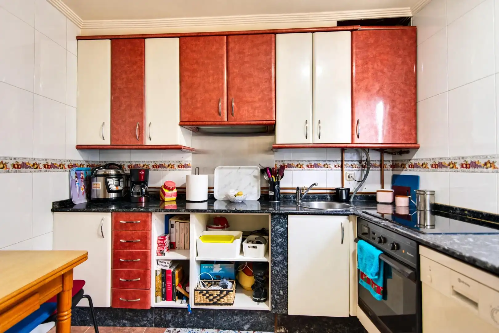 Küche von Wohnung zum Verkauf in Aller, Asturias