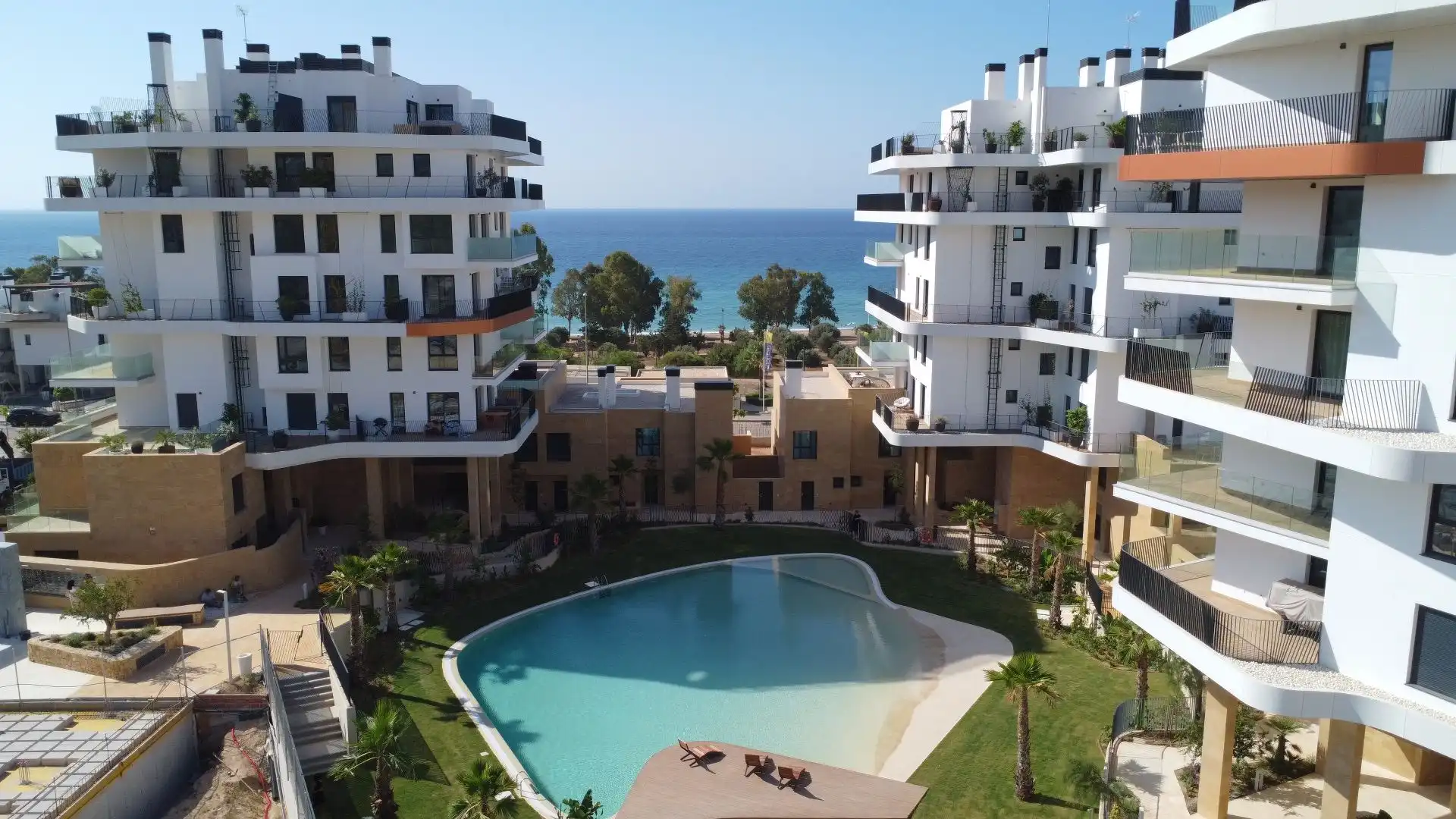Mini appartamento con piscina in vendita a Platja de Torres