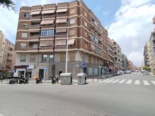Local comercial en Venta en Carrús Este