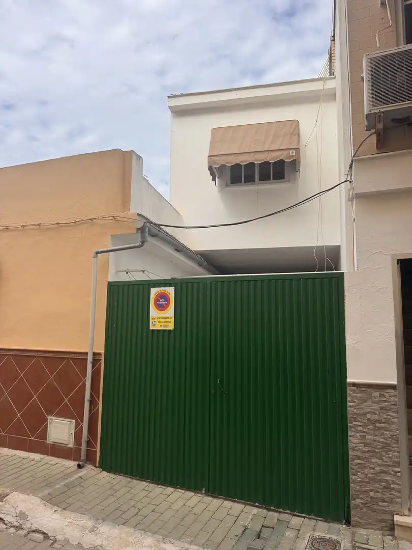 Vista exterior de Planta baixa en venda en Punta Umbría amb Aire condicionat