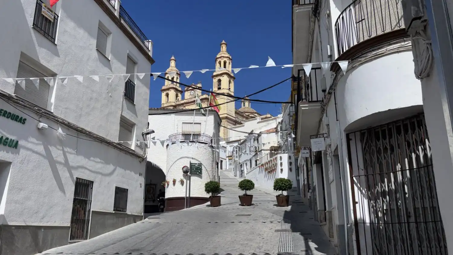 Vista exterior de Casa o xalet en venda en Olvera amb Terrassa i Traster
