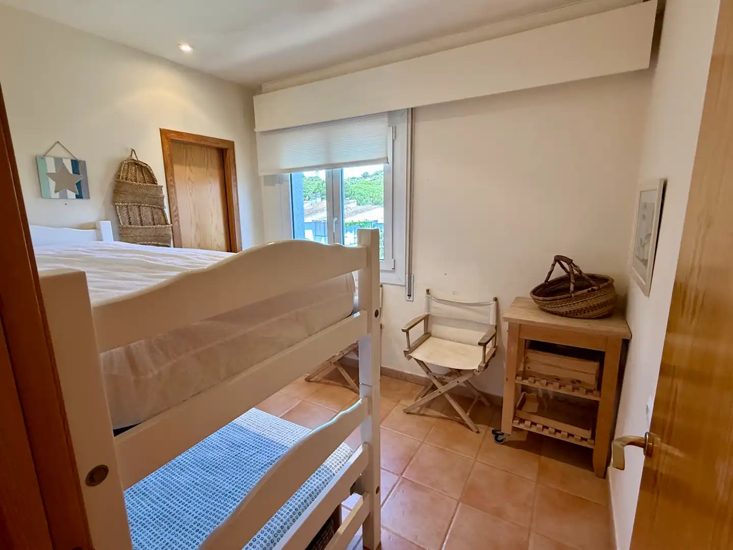 Schlafzimmer von Wohnungen zum Verkauf in Palafrugell mit Klimaanlage, Terrasse und Gemeinschaftspool