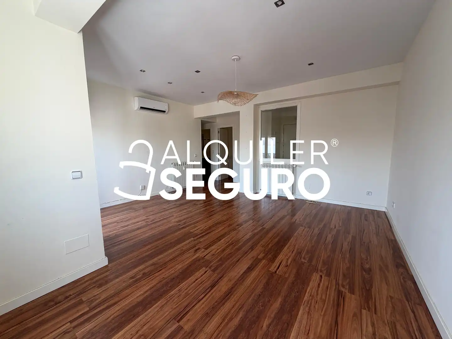 Wohnung zur Miete in Madrid mit Klimaanlage, Heizung und Terrasse