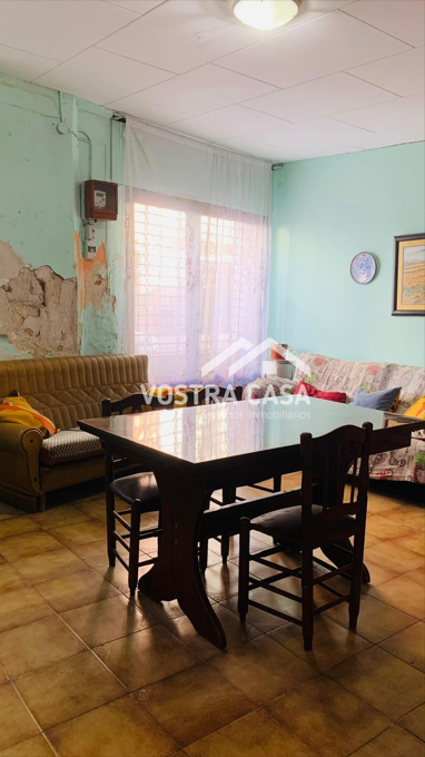 Sala d'estar de Casa adosada en venda en Requena