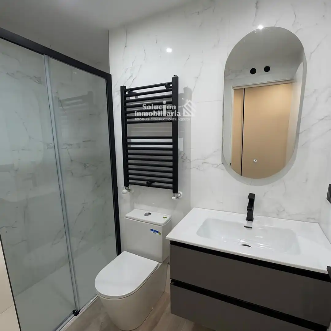 Baño de Piso en venta en Salamanca con Calefacción y Terraza