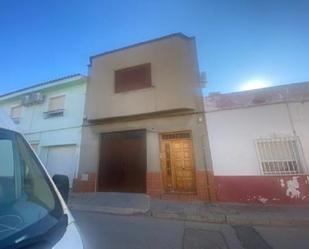 Exterior view of House or chalet for sale in Socuéllamos