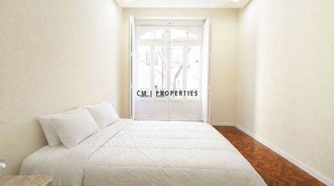 Foto 3 de Piso de alquiler en Conde de Altea, Gran Via, Valencia Capital