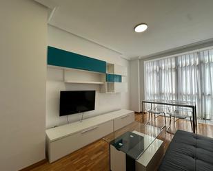 Living room of Flat to rent in Oviedo   with Heating, Parquet flooring and Furnished