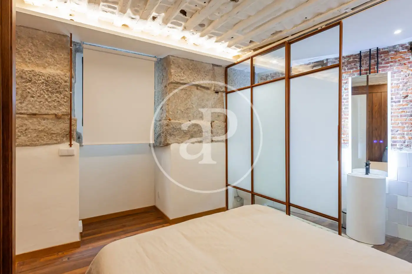 Bedroom of Flat for sale in Madrid  with Air Conditioner, Heating and Furnished