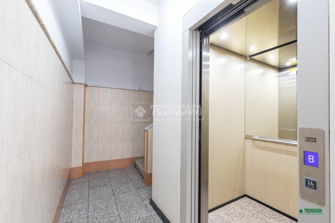 Pis en venda en  Almería Capital amb Aire condicionat