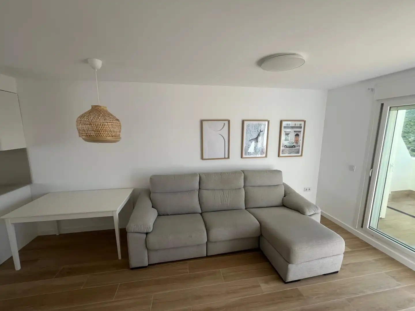 Sala de estar de Apartamento en venta en Zahara de los Atunes con Terraza, Trastero y Balcón