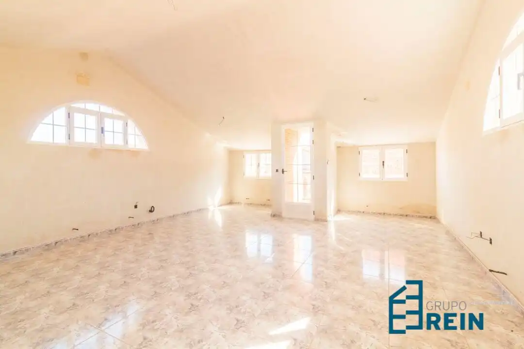Chalet con jardín en venta en LARGO CABALLERO 1, imagen 45