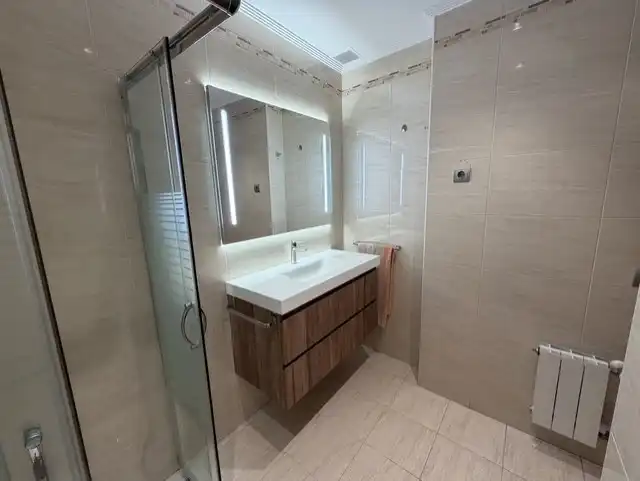 Bany de Apartament en venda en Santurtzi  amb Calefacció, Terrassa i Moblat