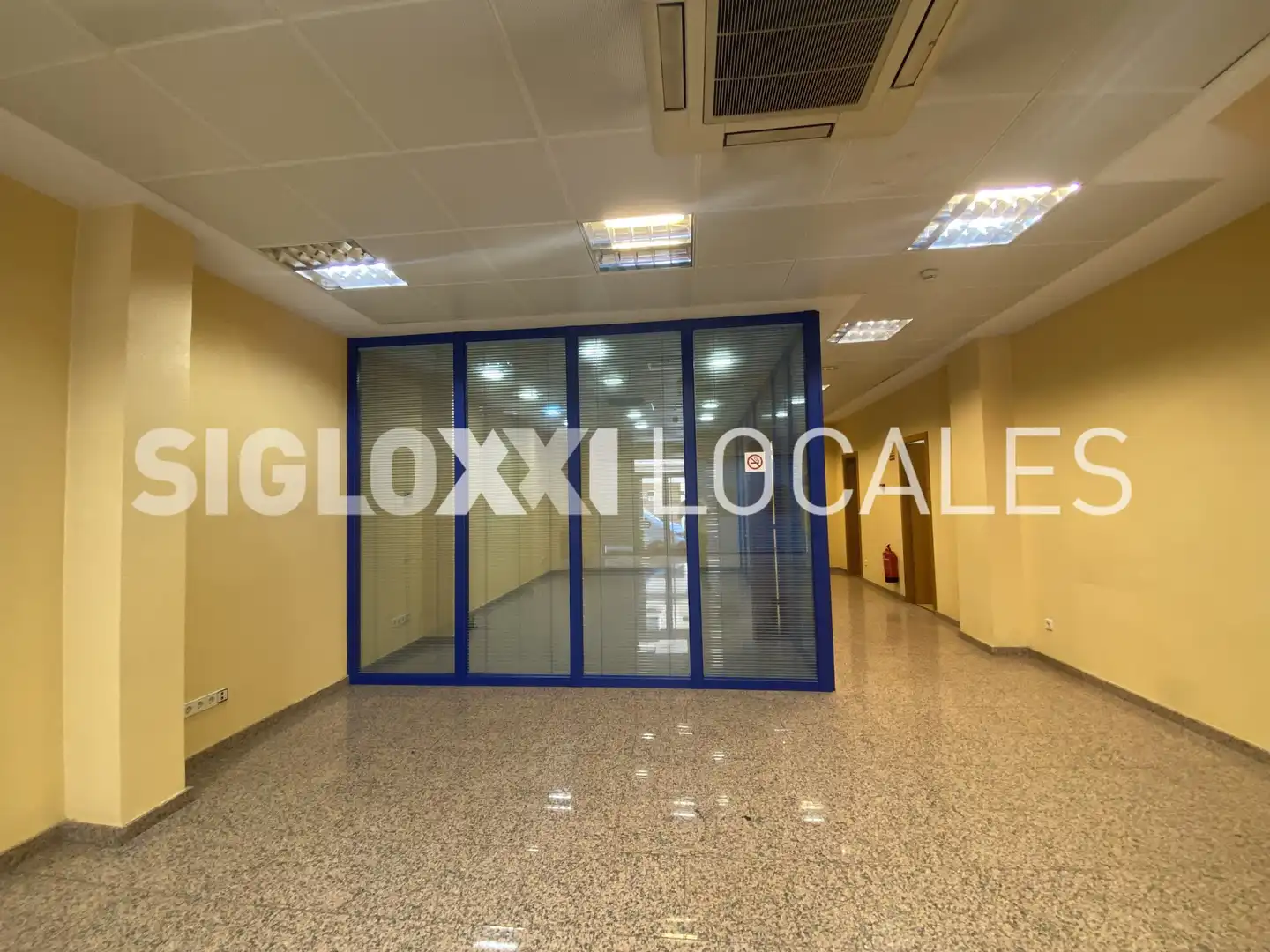 Local comercial en venda a EDUARD GIBERT, imagen 3