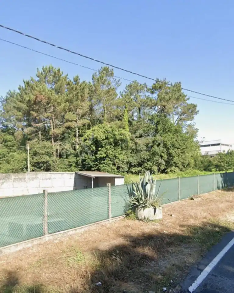 Terreno en venta en Noia