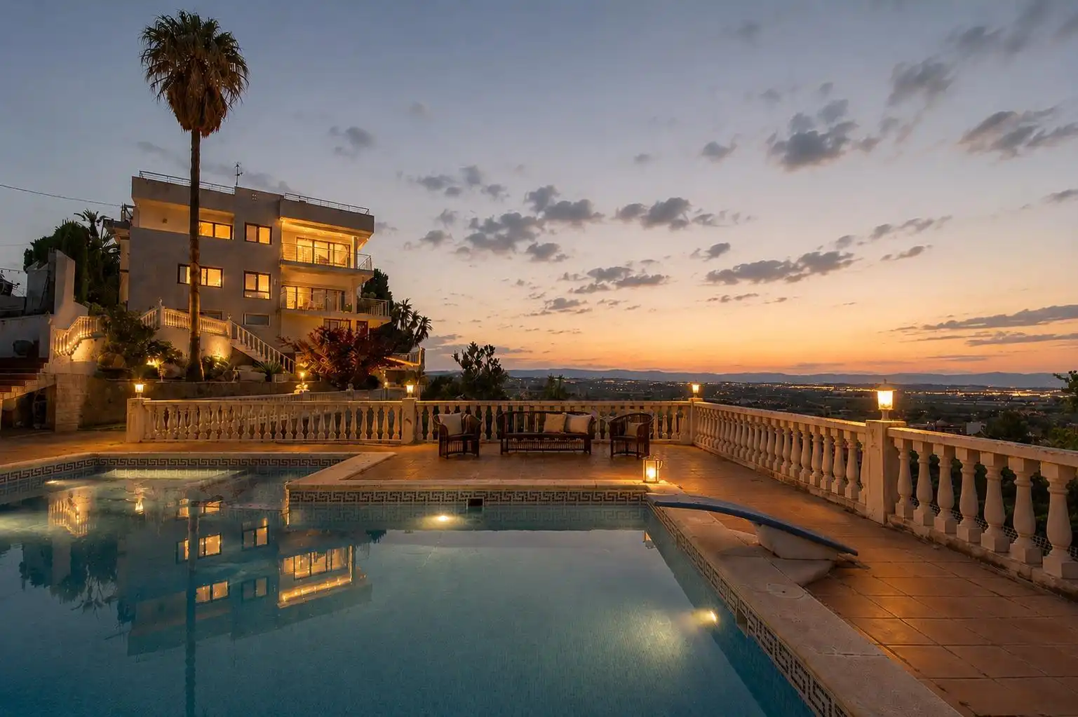 Swimming pool of Houses for sale in Chiva  with Air Conditioner, Heating and Private garden