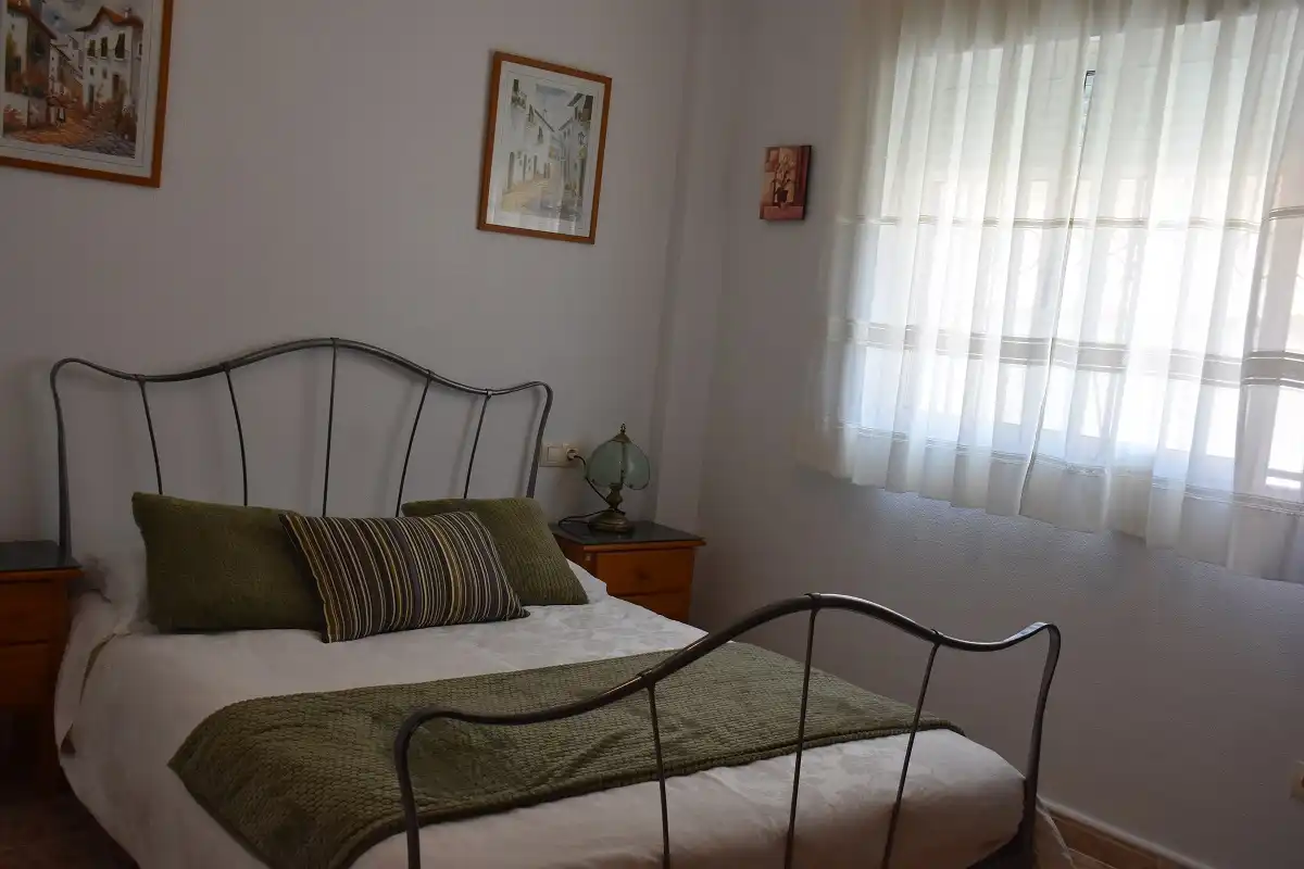 Habitación de Dúplex en venta en Orihuela con Terraza, Piscina y Amueblado