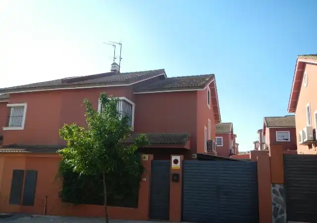 Exterior view of Flat for sale in Bormujos