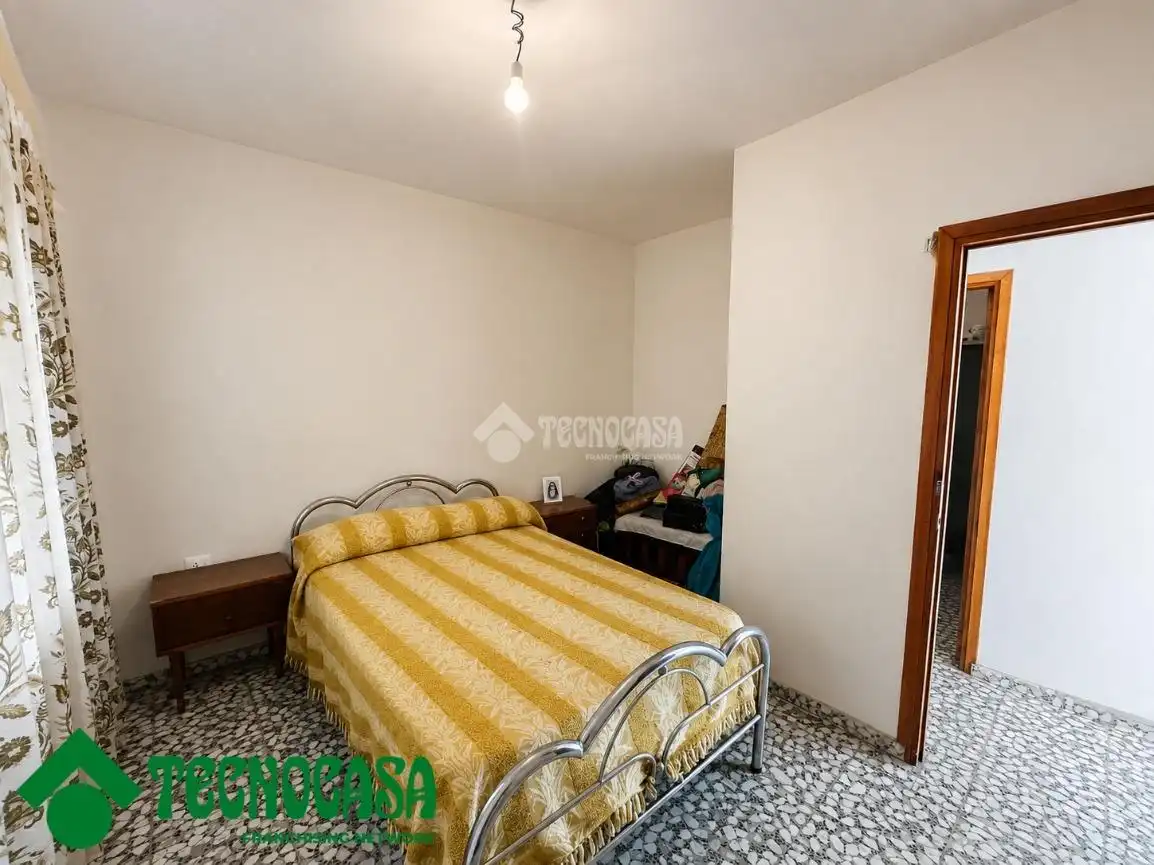 Habitación de Casa adosada en venta en Los Navalucillos con Jardín privado