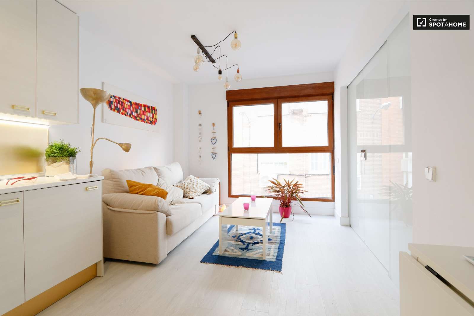 Apartment to share in Valdeacederas