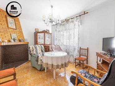 Maison mitoyenne à vendre à Santa Adela - Parque Leyva Loro