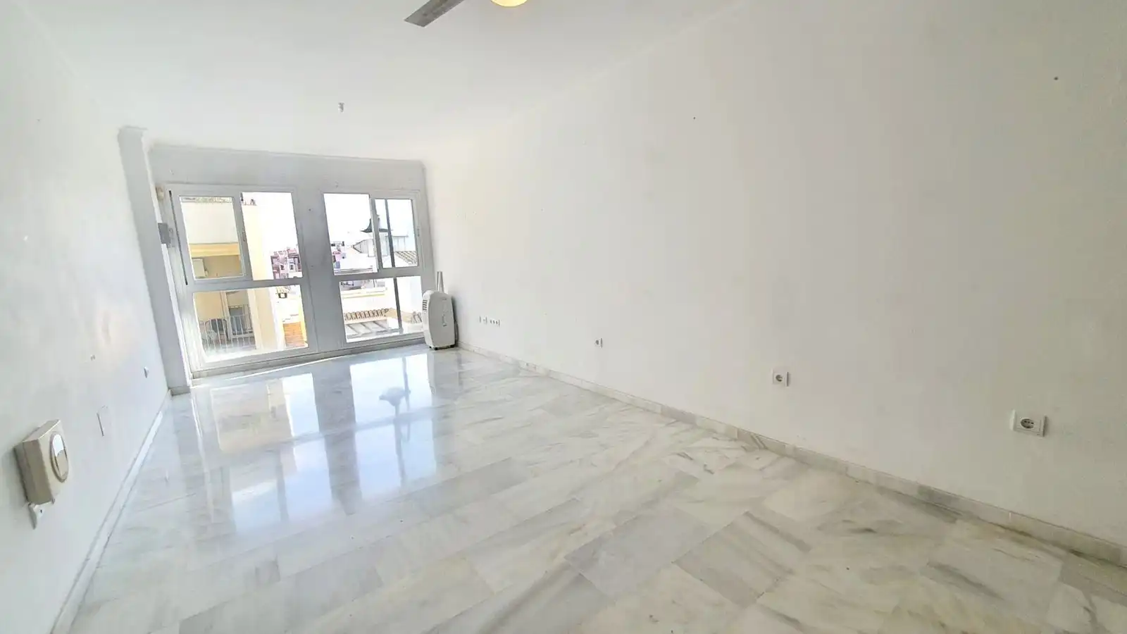 Flat with lift for sale in Las Lagunas