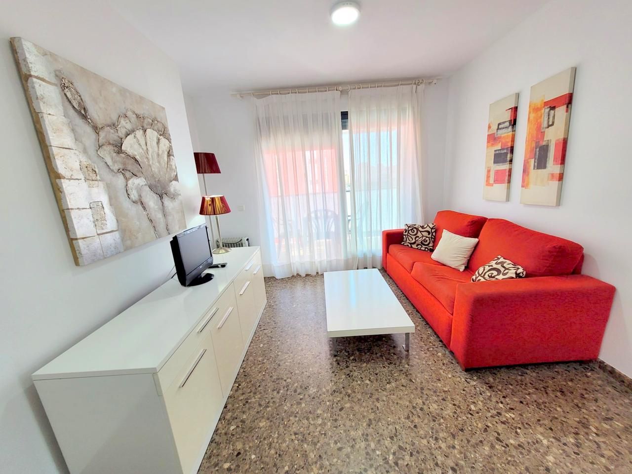 Sala d'estar de Apartament de lloguer en Gandia amb Terrassa, Moblat i Piscina comunitària