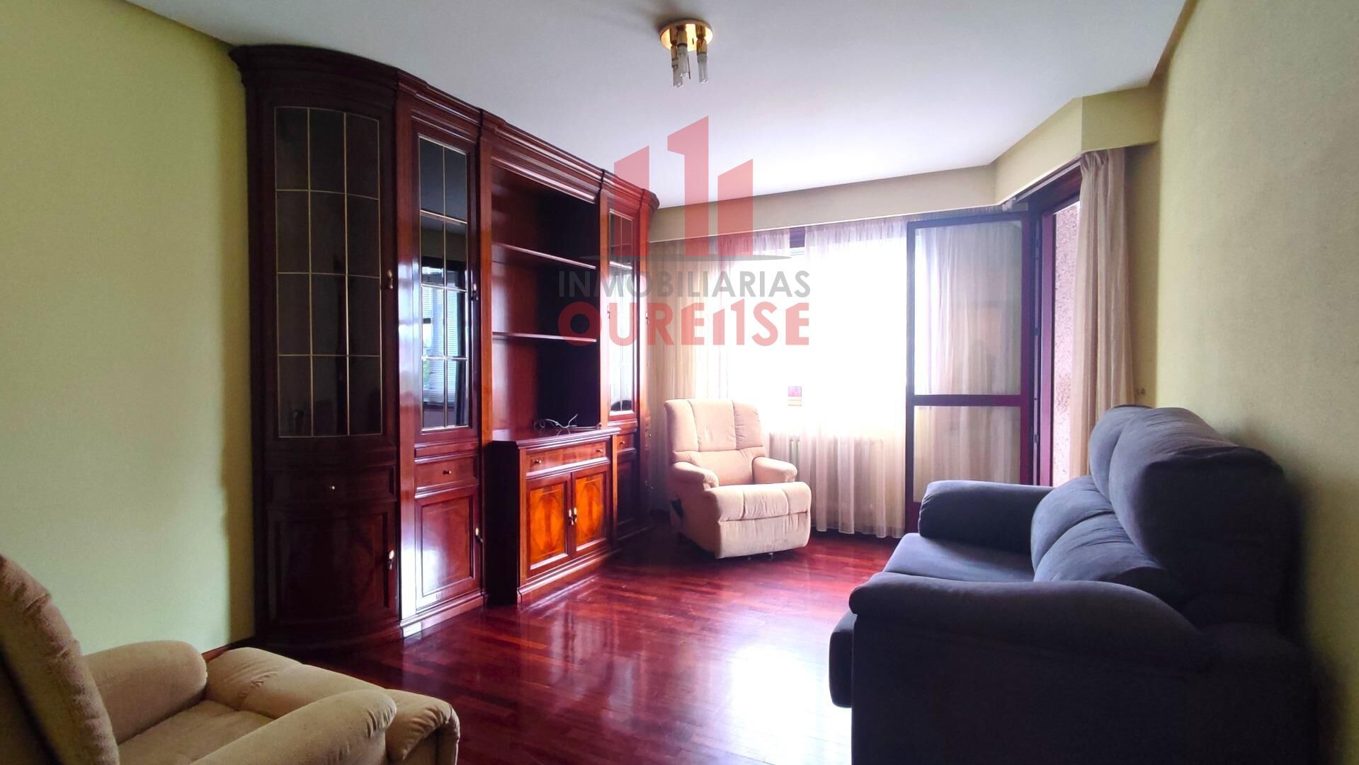 Sala d'estar de Pis de lloguer en Ourense Capital  amb Moblat