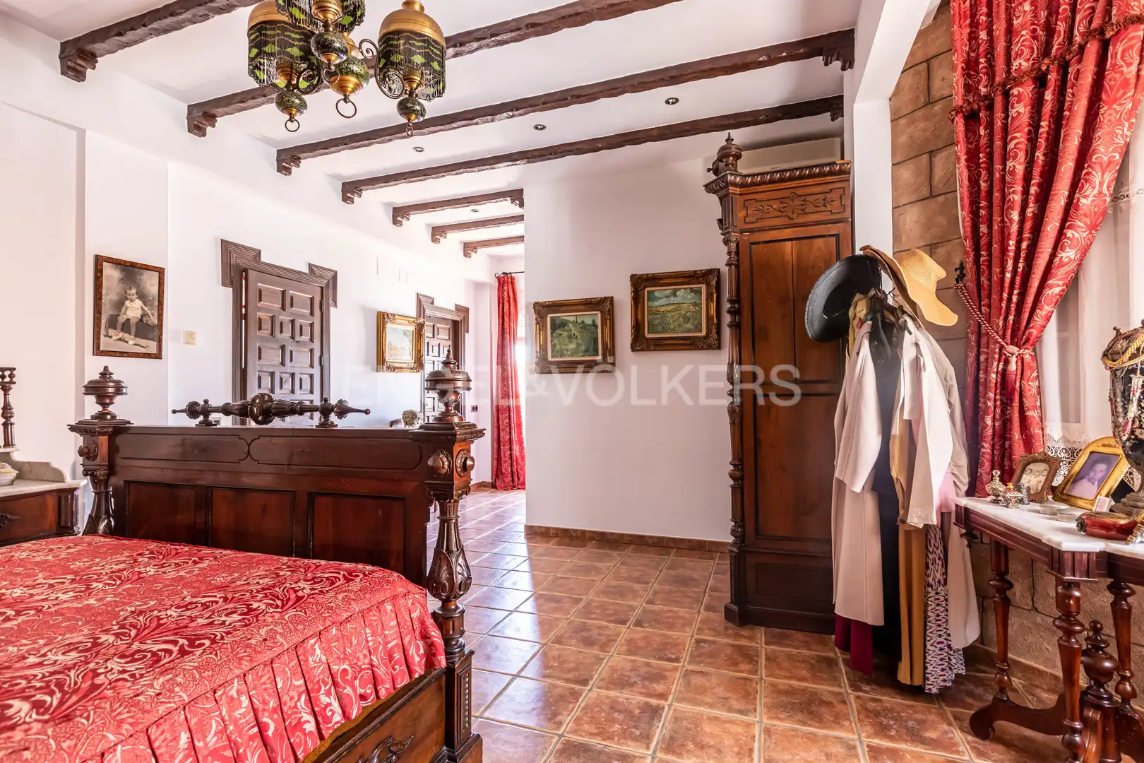 Dormitori de Casa o xalet en venda en Utrera amb Aire condicionat, Calefacció i Jardí privat