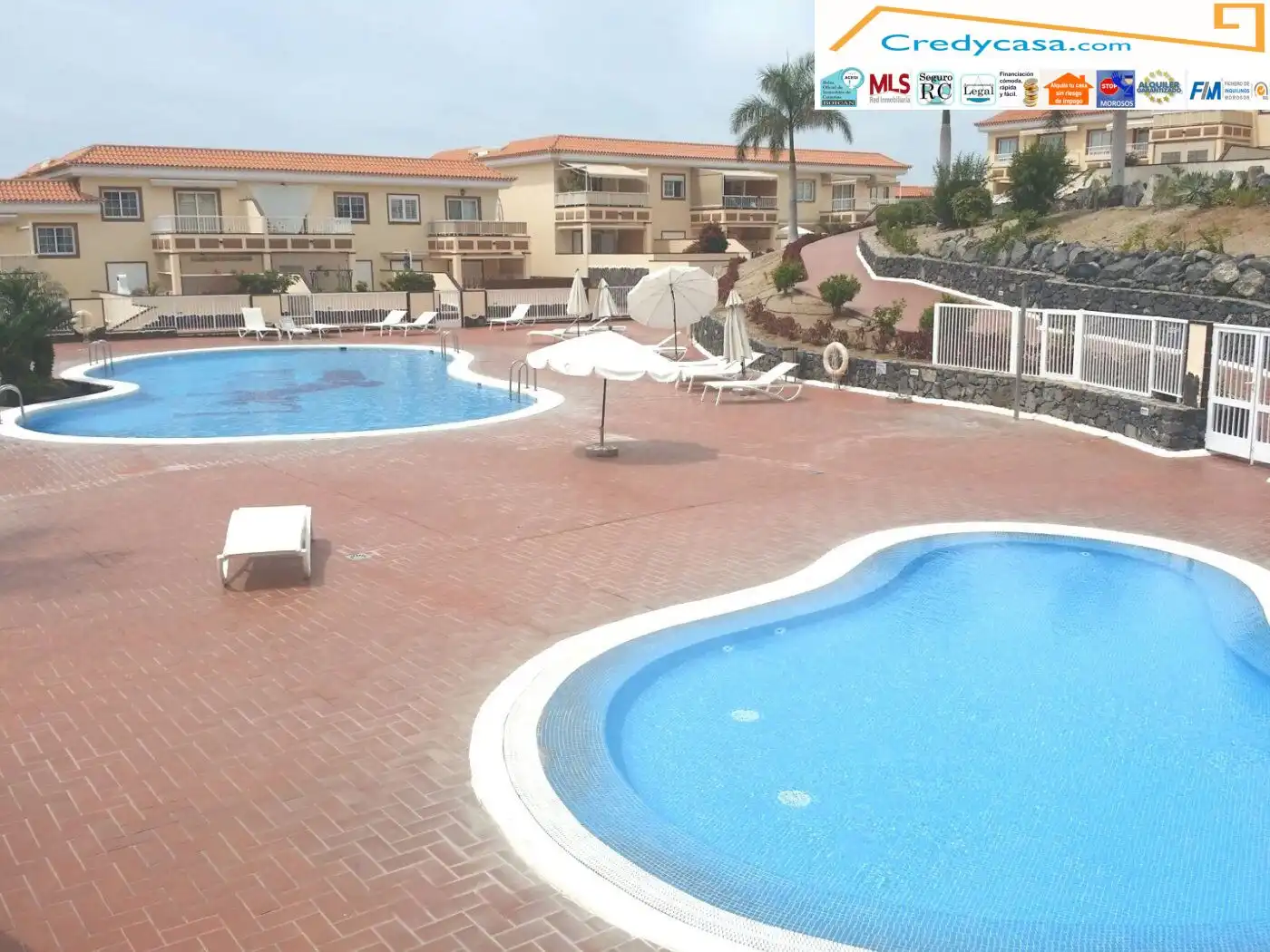 Piscina de Piso en venta en Arona con Jardín privado, Terraza y Balcón