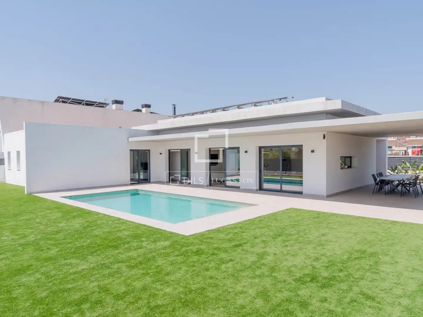 Vista exterior de Casa o xalet en venda en Burriana / Borriana amb Aire condicionat, Jardí privat i Traster