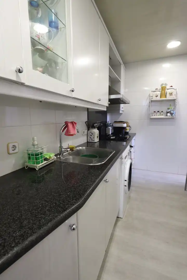 Kitchen of Flat for sale in Barcelona  with Heating and Balcony