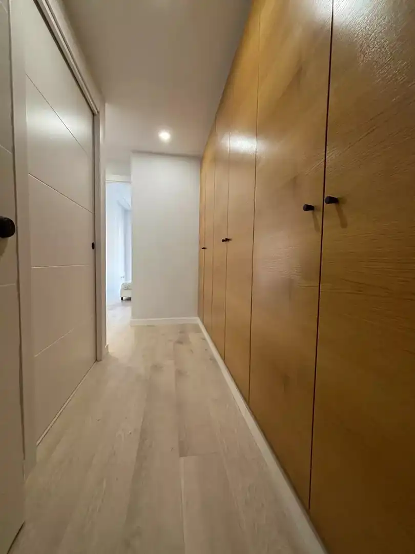 Piso de alquiler en Figueres con Aire acondicionado, Parquet y Balcón