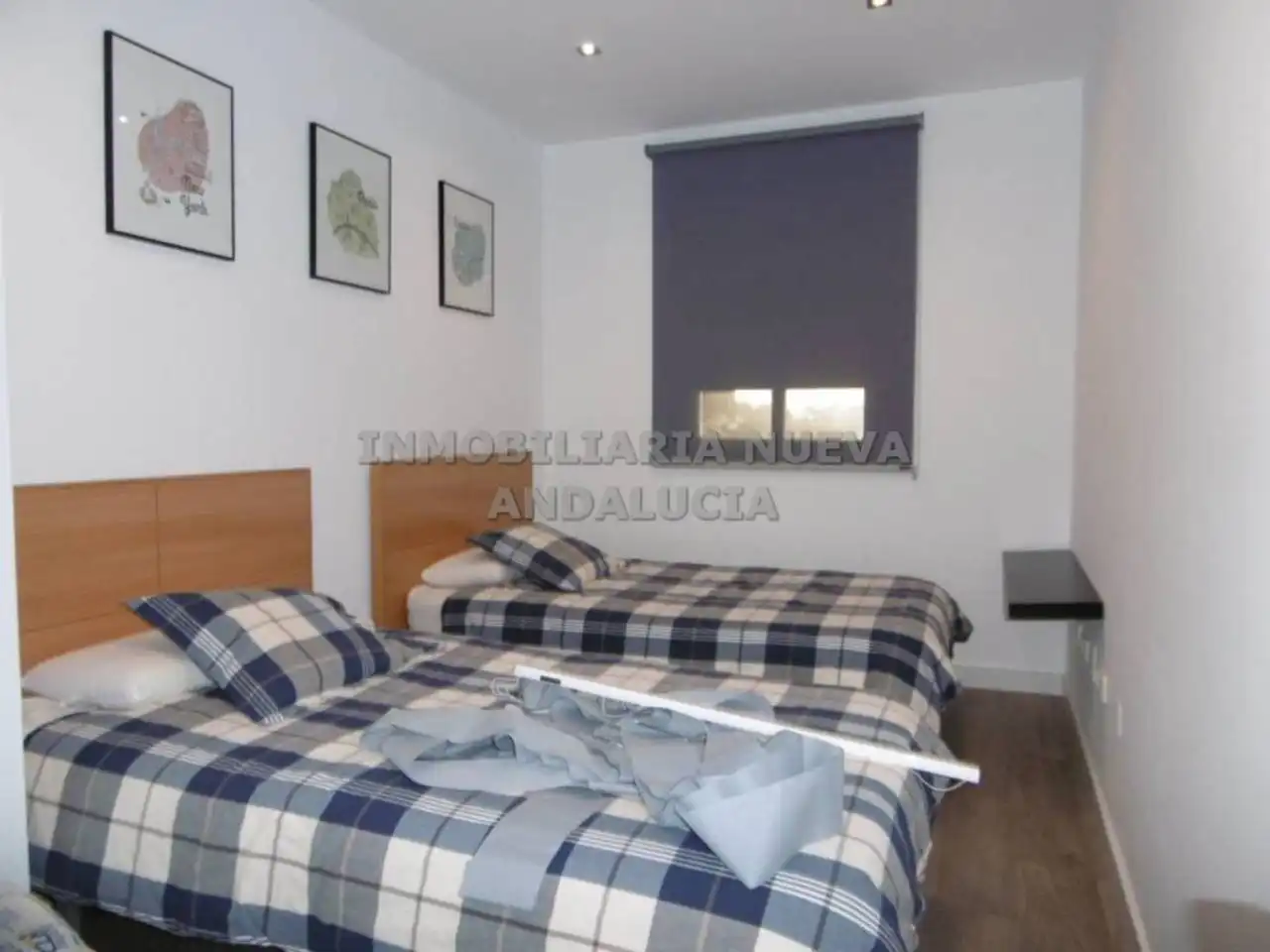 Habitación de Piso de alquiler en Almería con Aire acondicionado, Parquet y Amueblado
