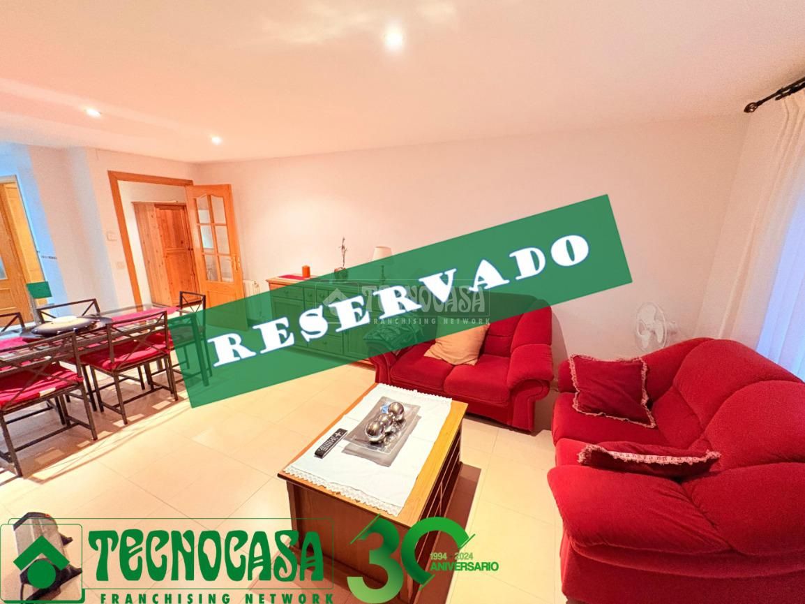 Flat for sale in  Toledo Capital  with Air Conditioner, Heating and Balcony