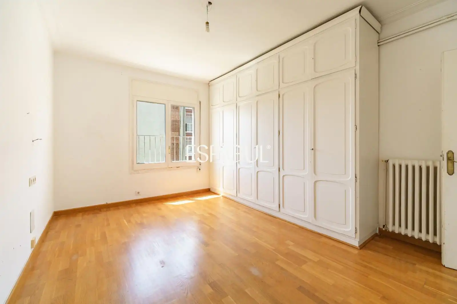 Habitación de Piso en venta en Barcelona con Calefacción, Parquet y Terraza