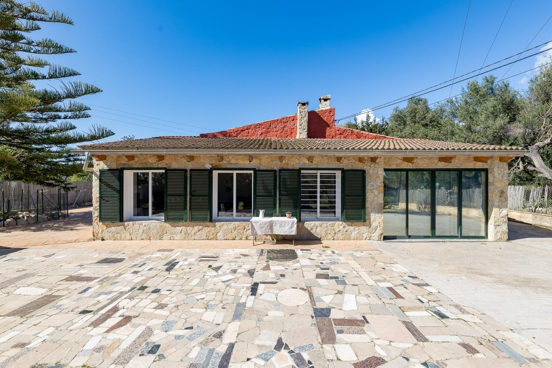 Exterior view of House or chalet for sale in Binissalem  with Air Conditioner, Heating and Private garden