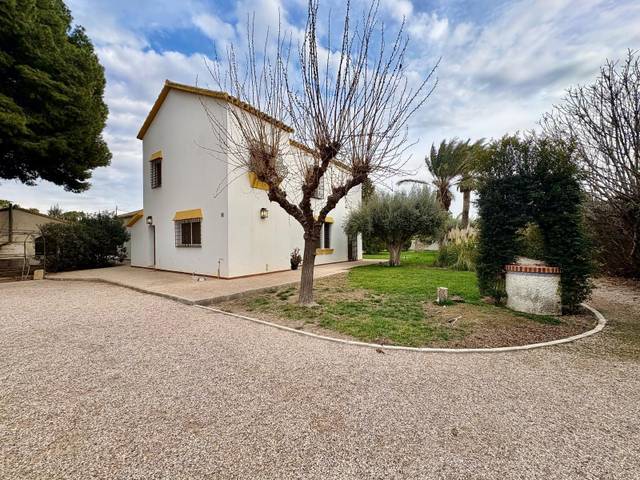 Casa-chalet en Venta en Campillo