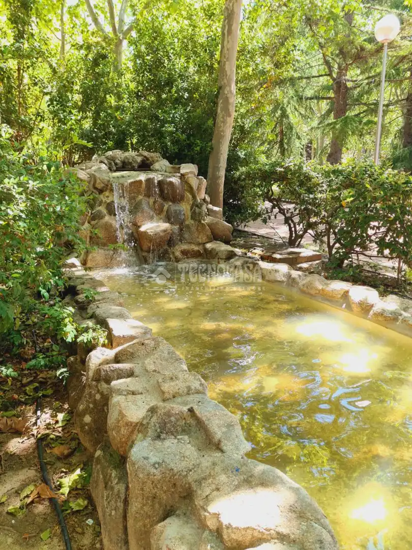 Swimming pool of Flat for sale in Madrid  with Air Conditioner and Terrace