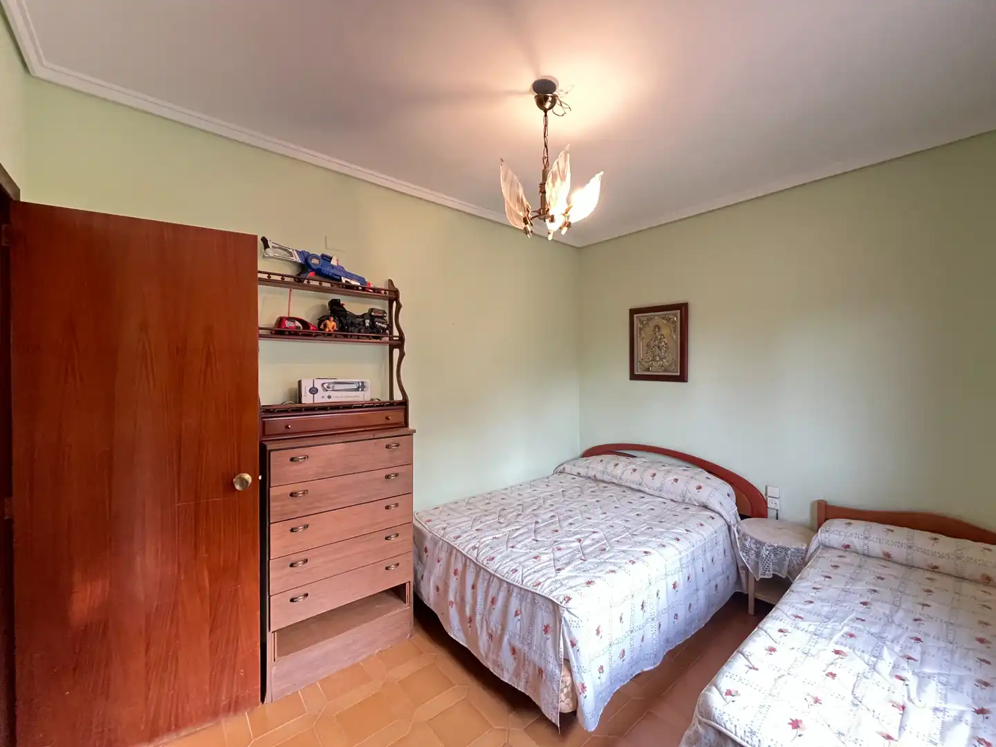 Habitación de Casa o chalet en venta en Sagunto / Sagunt con Jardín privado, Terraza y Trastero