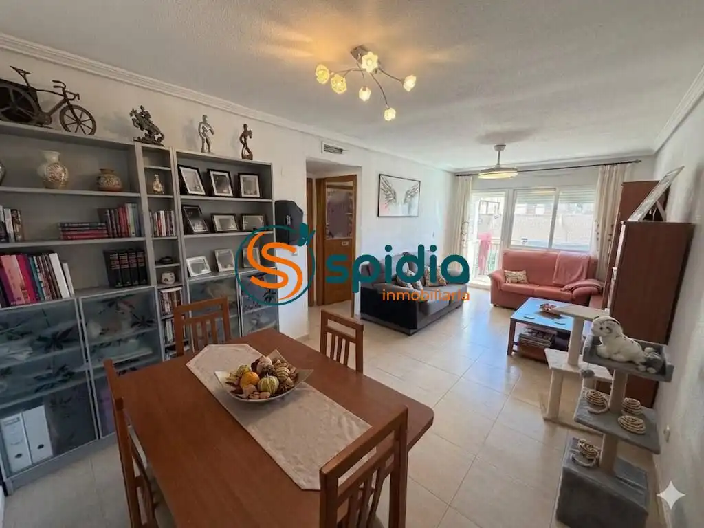 Appartamento con terrazza in vendita a Casco Antiguo, imagen 2